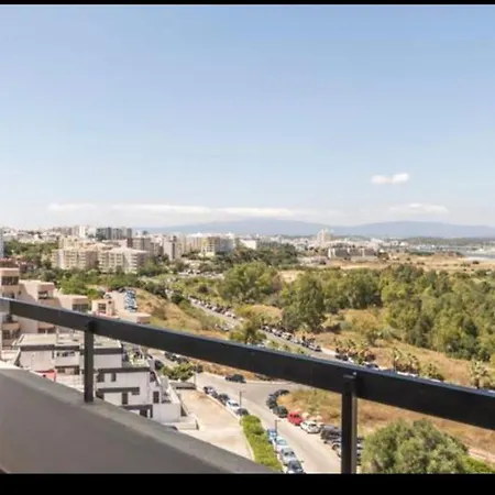 2 Bedroom - Great View And Very Well Located 公寓 波尔蒂芒